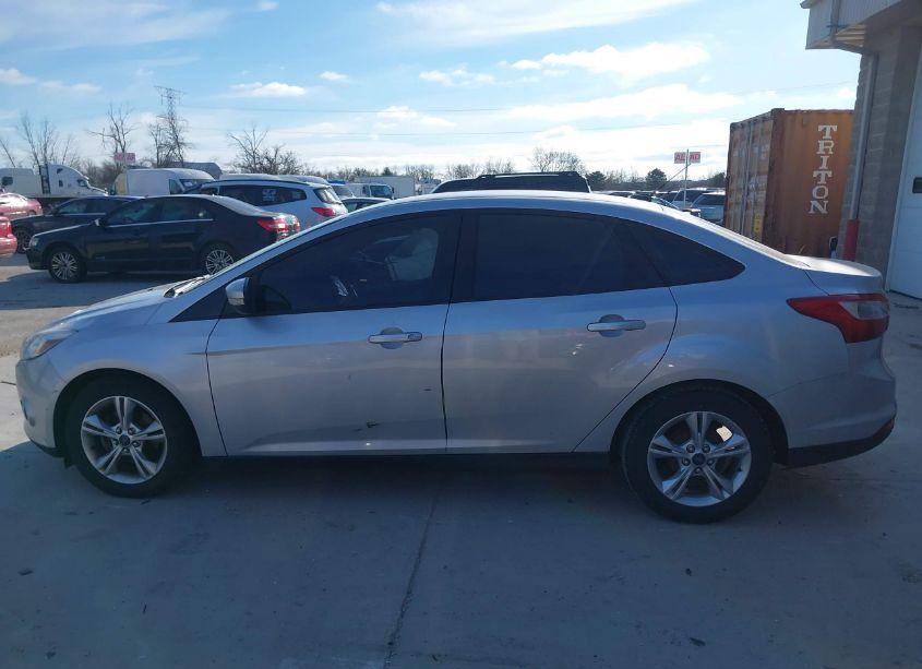 Photo 14 of 2014 Ford Focus SE (VIN 1FADP3F25EL346743)