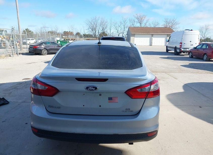 Photo 16 of 2014 Ford Focus SE (VIN 1FADP3F25EL346743)