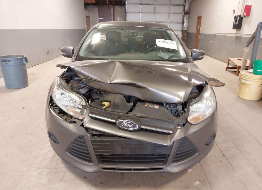 Photo 12 of 2014 Ford Focus SE (VIN 1FADP3F25EL360805)