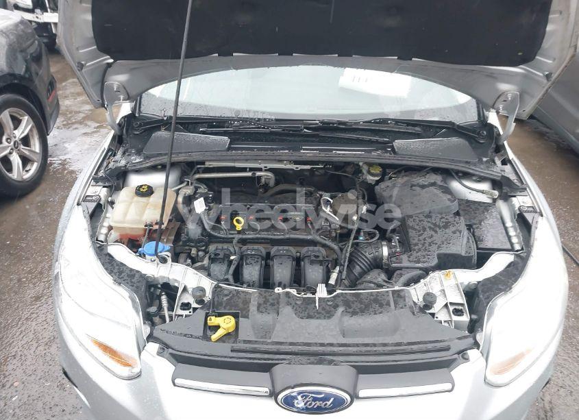 Photo 10 of 2014 Ford Focus SE (VIN 1FADP3F25EL366104)