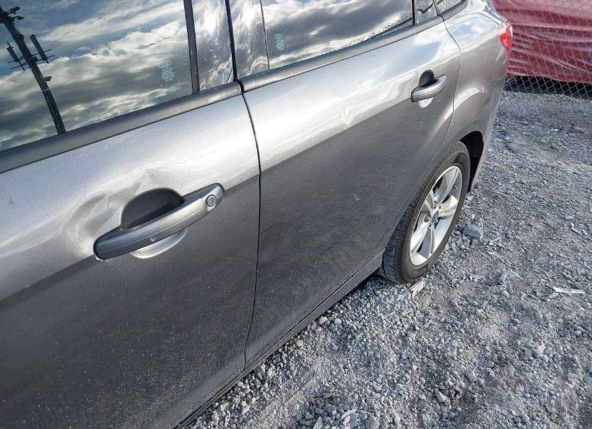 Photo 13 of 2014 Ford Focus SE (VIN 1FADP3F25EL385977)