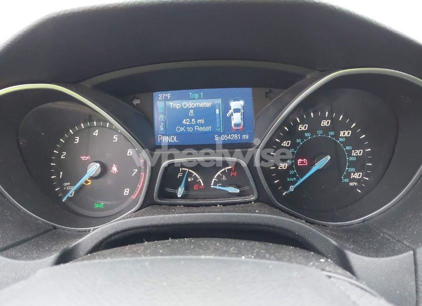 Photo 7 of 2014 Ford Focus SE (VIN 1FADP3F25EL389561)