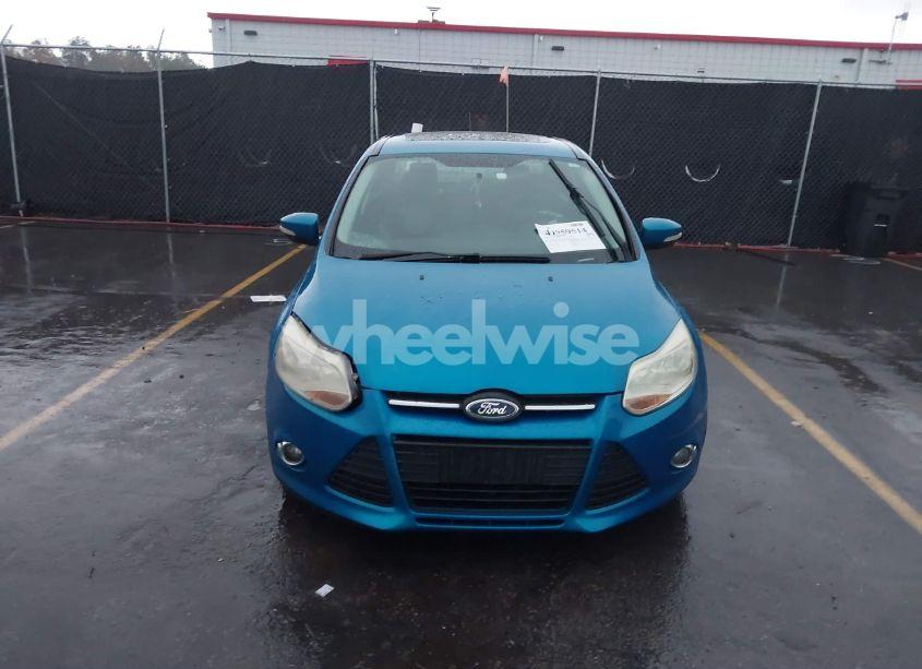Photo 12 of 2014 Ford Focus SE (VIN 1FADP3F25EL403426)