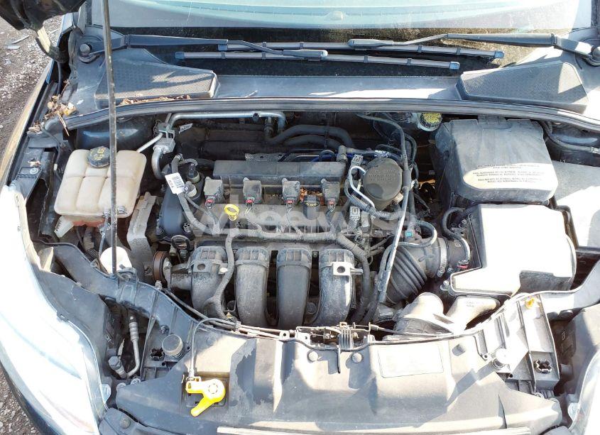 Photo 10 of 2014 Ford Focus SE (VIN 1FADP3F25EL403751)