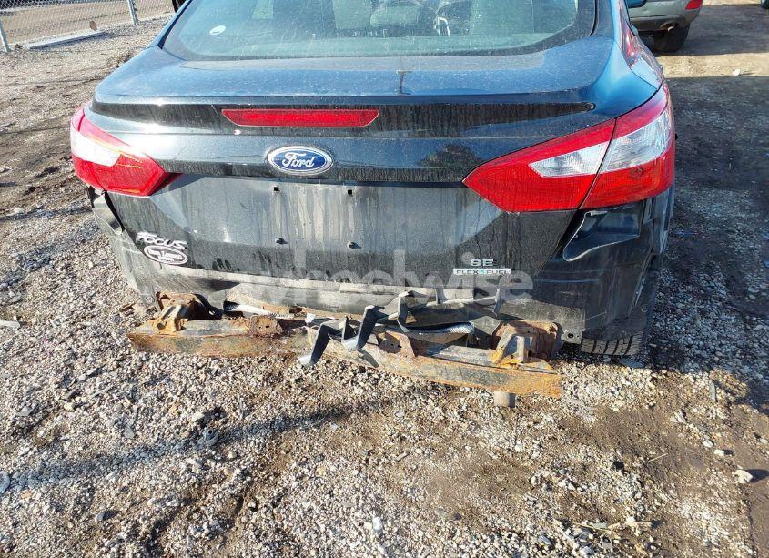 Photo 12 of 2014 Ford Focus SE (VIN 1FADP3F25EL403751)