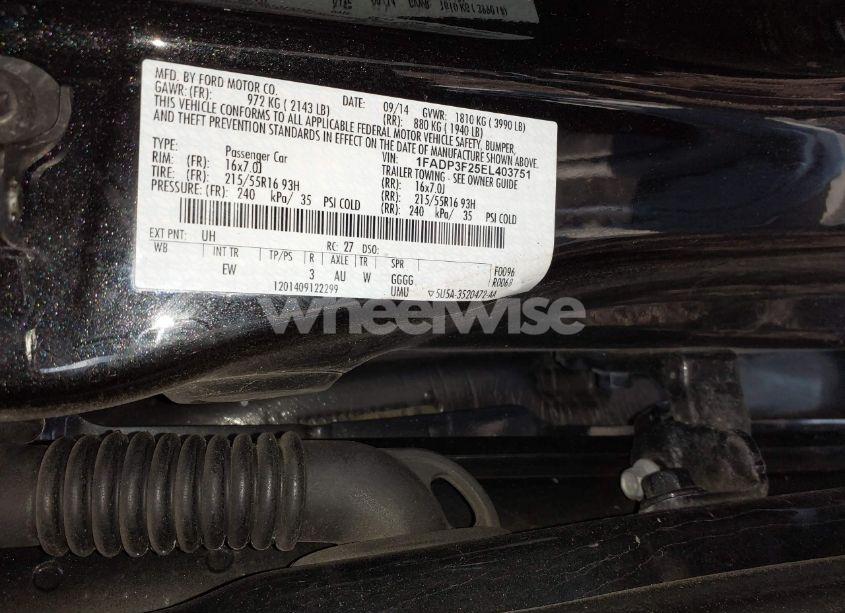 Photo 9 of 2014 Ford Focus SE (VIN 1FADP3F25EL403751)