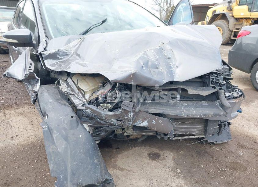 Photo 6 of 2014 Ford Focus SE (VIN 1FADP3F25EL405239)