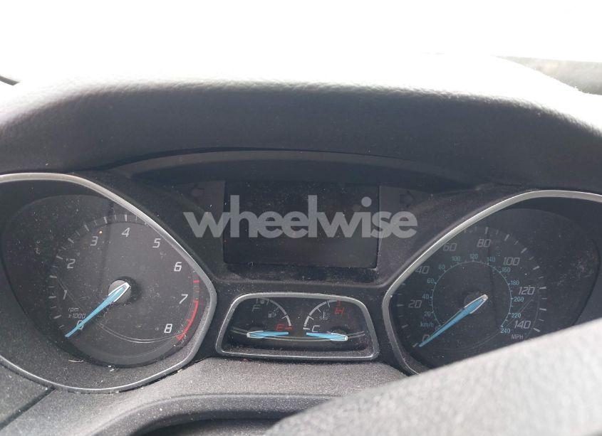 Photo 7 of 2014 Ford Focus SE (VIN 1FADP3F25EL405239)