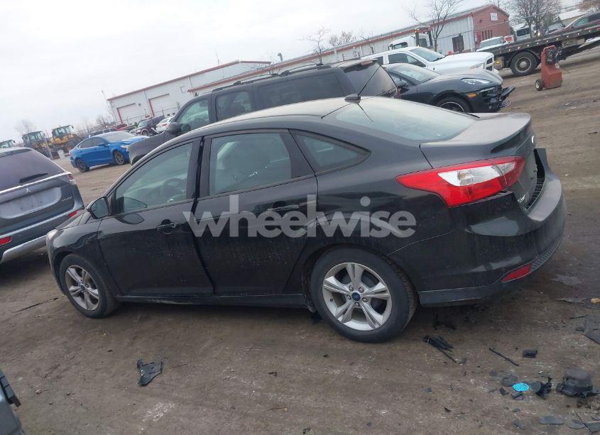 Photo 14 of 2014 Ford Focus SE (VIN 1FADP3F25EL429217)