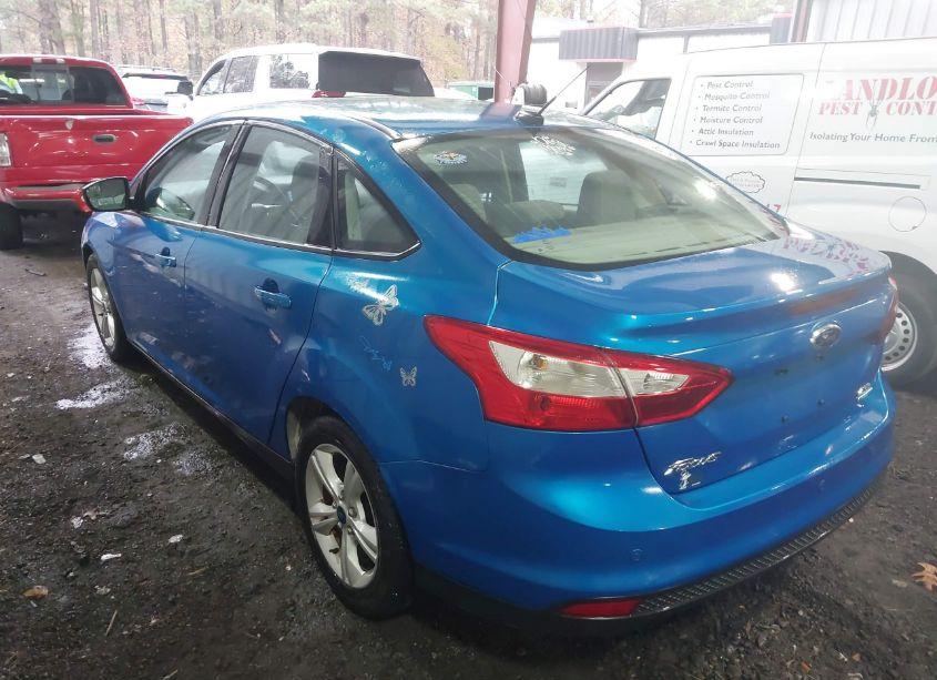 Photo 3 of 2014 Ford Focus SE (VIN 1FADP3F25EL437334)