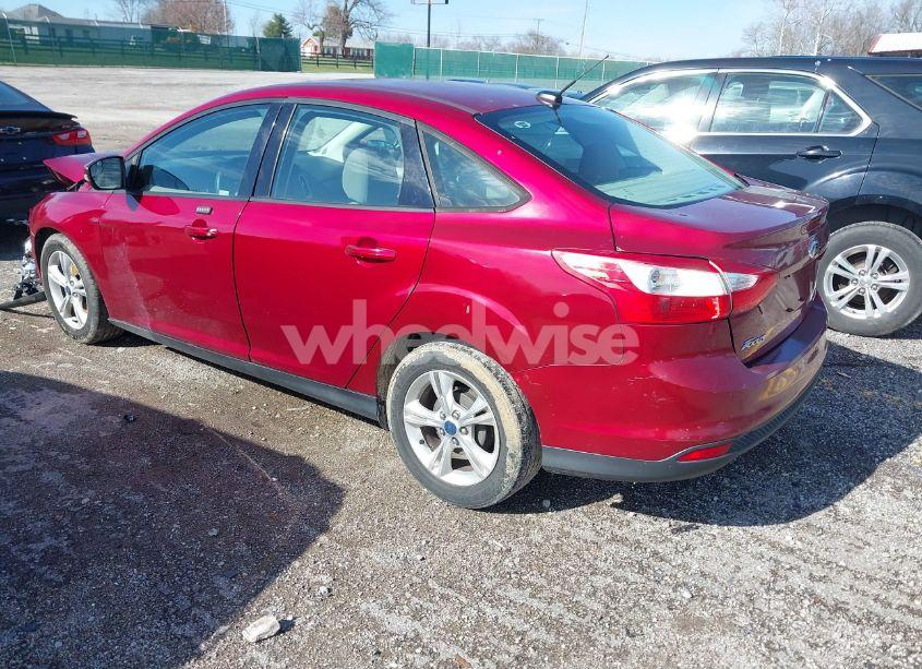 Photo 3 of 2014 Ford Focus SE (VIN 1FADP3F25EL440914)