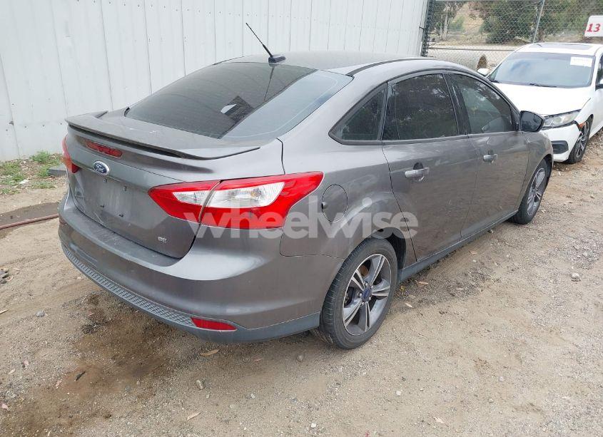 Photo 4 of 2014 Ford Focus SE (VIN 1FADP3F25EL461388)