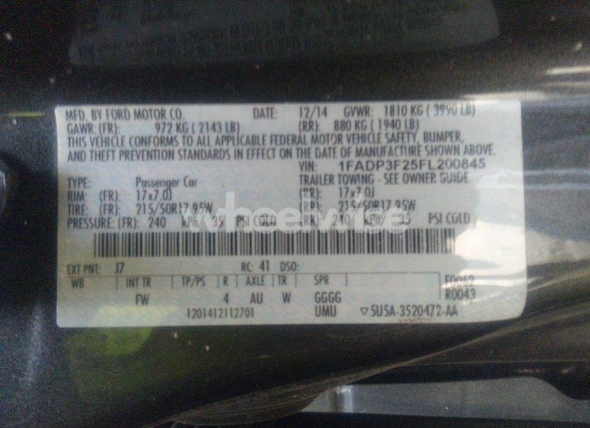 Photo 9 of 2015 Ford Focus SE (VIN 1FADP3F25FL200845)