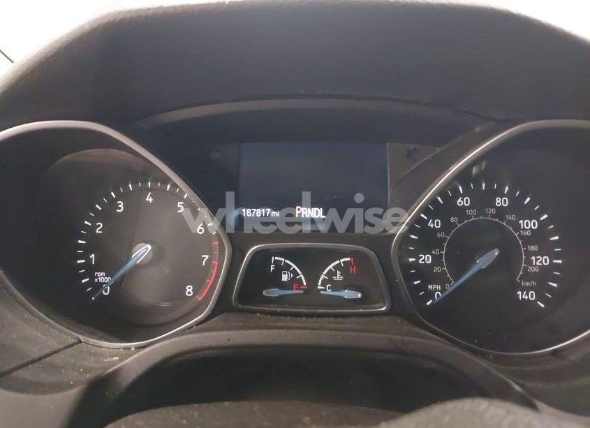 Photo 7 of 2015 Ford Focus SE (VIN 1FADP3F25FL202952)