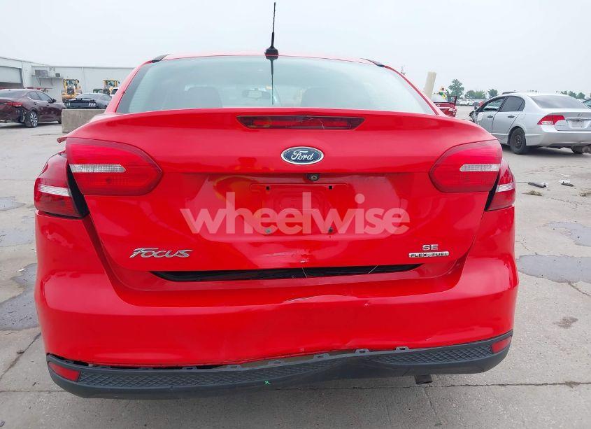 Photo 17 of 2015 Ford Focus SE (VIN 1FADP3F25FL205673)