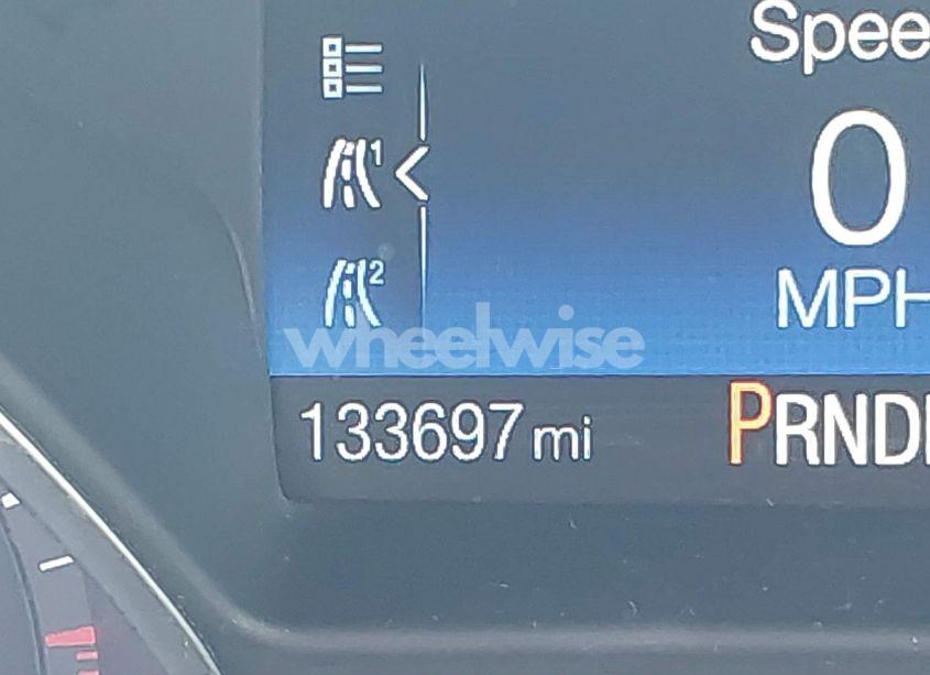 Photo 15 of 2015 Ford Focus SE (VIN 1FADP3F25FL208394)