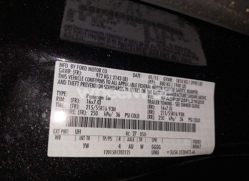 Photo 9 of 2015 Ford Focus SE (VIN 1FADP3F25FL216205)