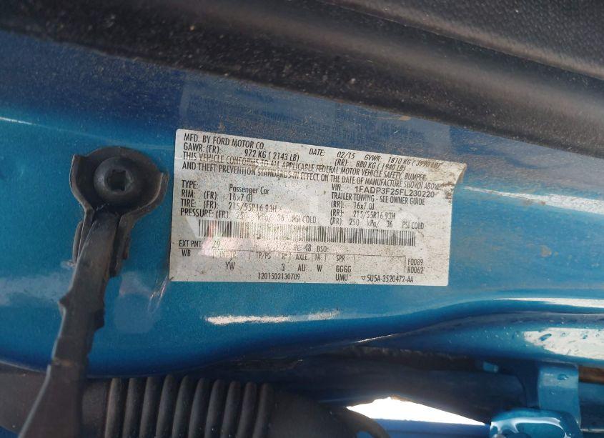 Photo 9 of 2015 Ford Focus SE (VIN 1FADP3F25FL230220)