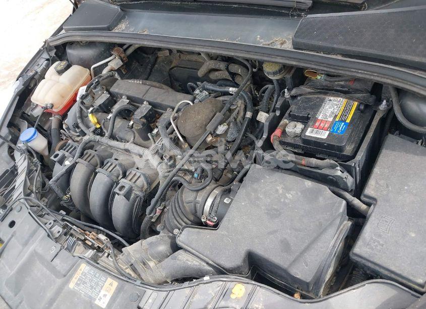 Photo 10 of 2015 Ford Focus SE (VIN 1FADP3F25FL263721)