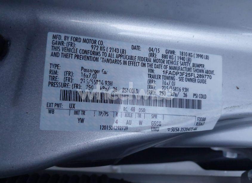 Photo 9 of 2015 Ford Focus SE (VIN 1FADP3F25FL289770)
