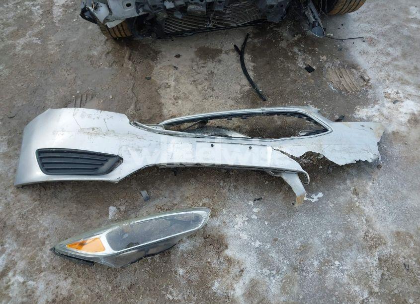 Photo 12 of 2015 Ford Focus SE (VIN 1FADP3F25FL297738)