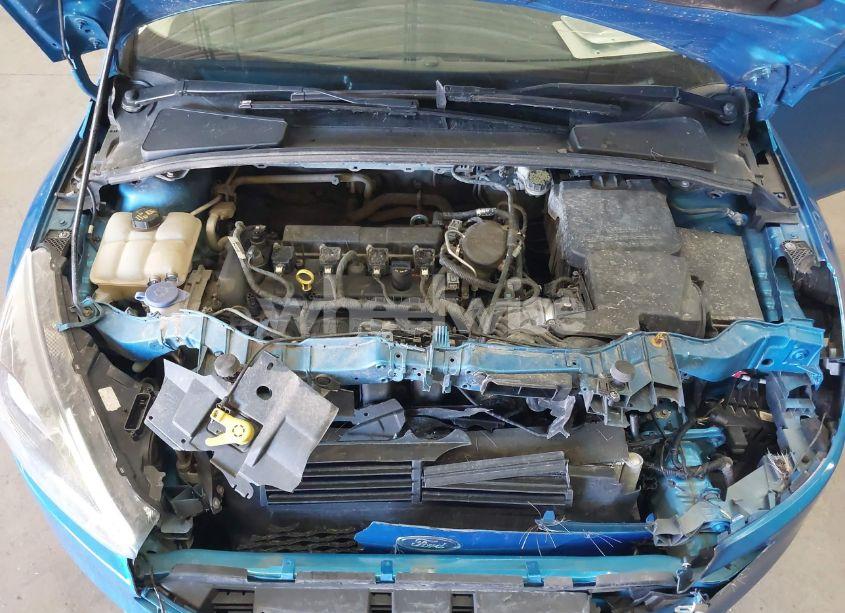 Photo 10 of 2015 Ford Focus SE (VIN 1FADP3F25FL319964)