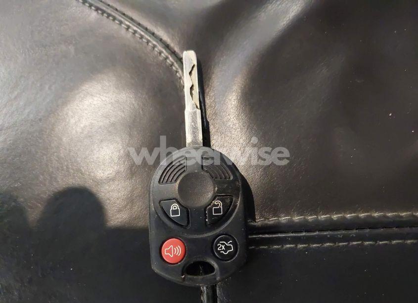 Photo 11 of 2015 Ford Focus SE (VIN 1FADP3F25FL319964)