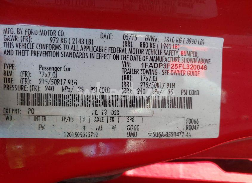 Photo 9 of 2015 Ford Focus SE (VIN 1FADP3F25FL320046)