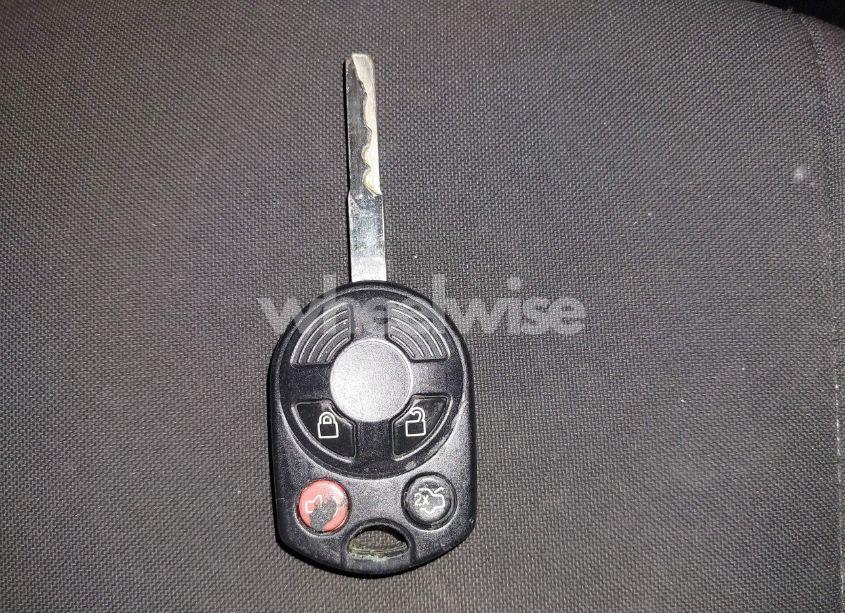 Photo 11 of 2015 Ford Focus SE (VIN 1FADP3F25FL372101)