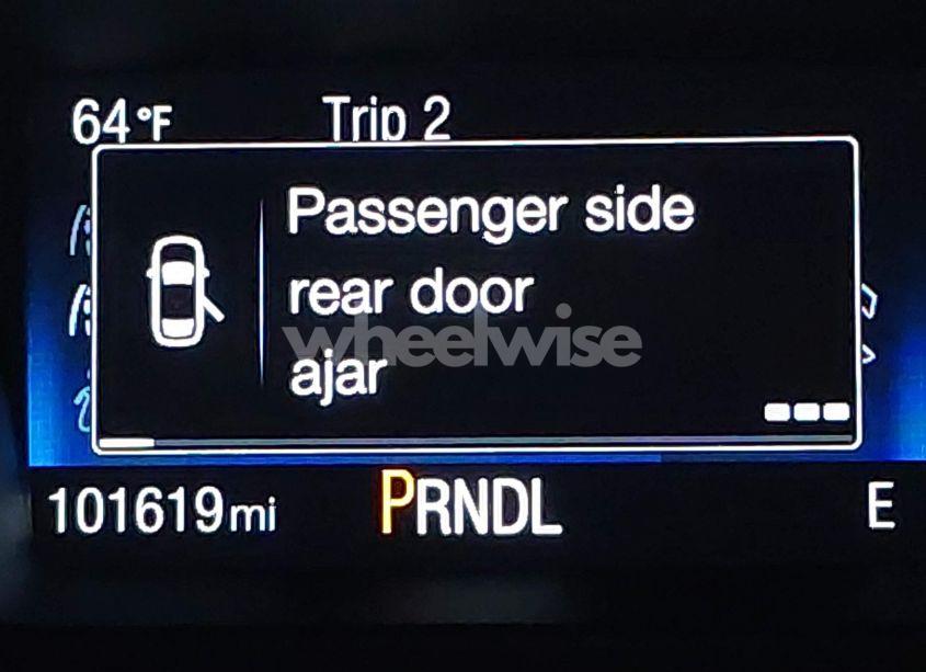 Photo 16 of 2015 Ford Focus SE (VIN 1FADP3F25FL372101)