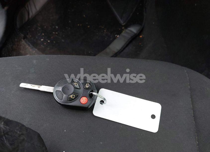 Photo 11 of 2015 Ford Focus SE (VIN 1FADP3F25FL382577)