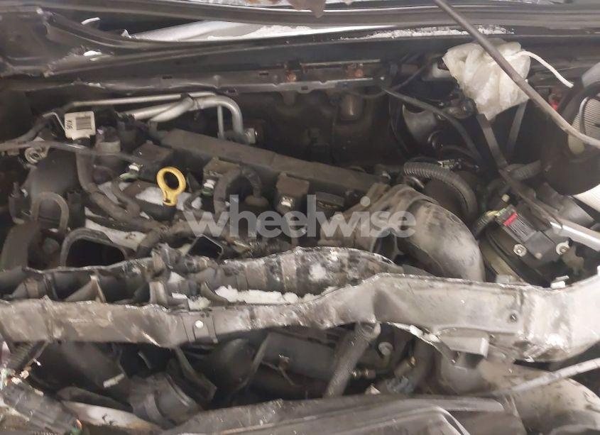 Photo 10 of 2016 Ford Focus SE (VIN 1FADP3F25GL221163)