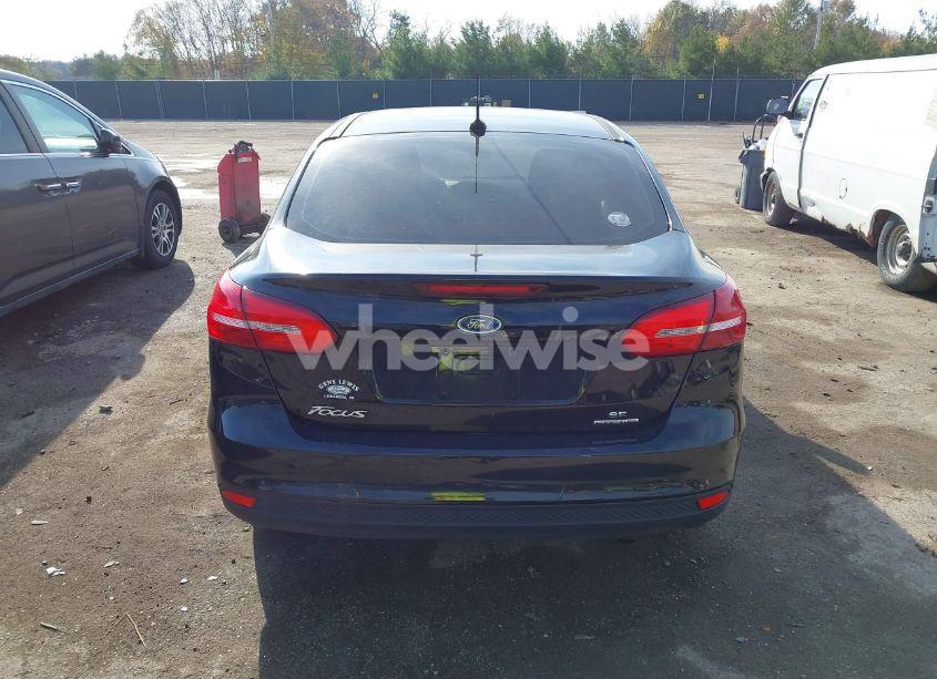Photo 16 of 2016 Ford Focus SE (VIN 1FADP3F25GL237671)