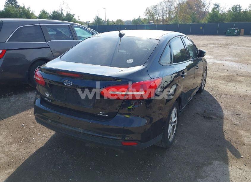 Photo 4 of 2016 Ford Focus SE (VIN 1FADP3F25GL237671)