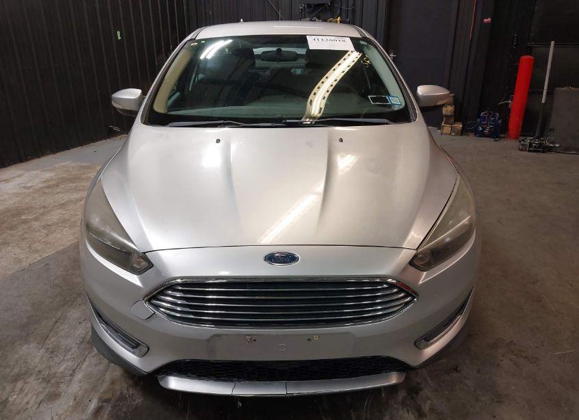 Photo 12 of 2016 Ford Focus SE (VIN 1FADP3F25GL255782)