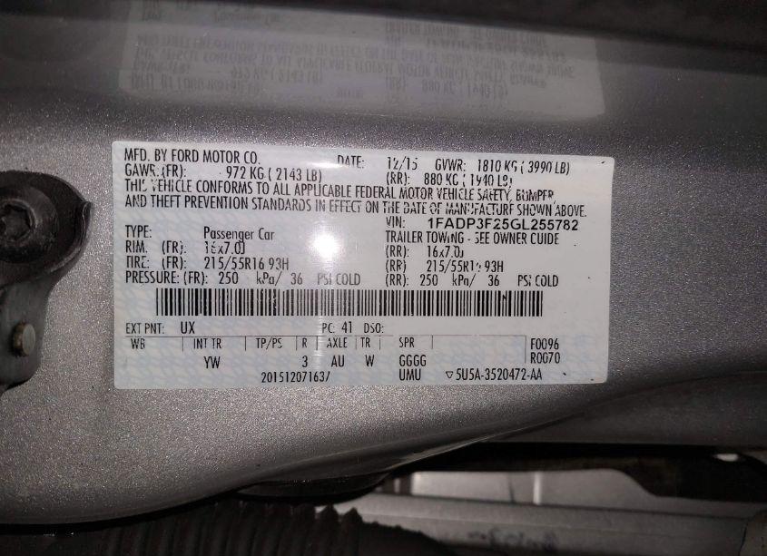 Photo 9 of 2016 Ford Focus SE (VIN 1FADP3F25GL255782)