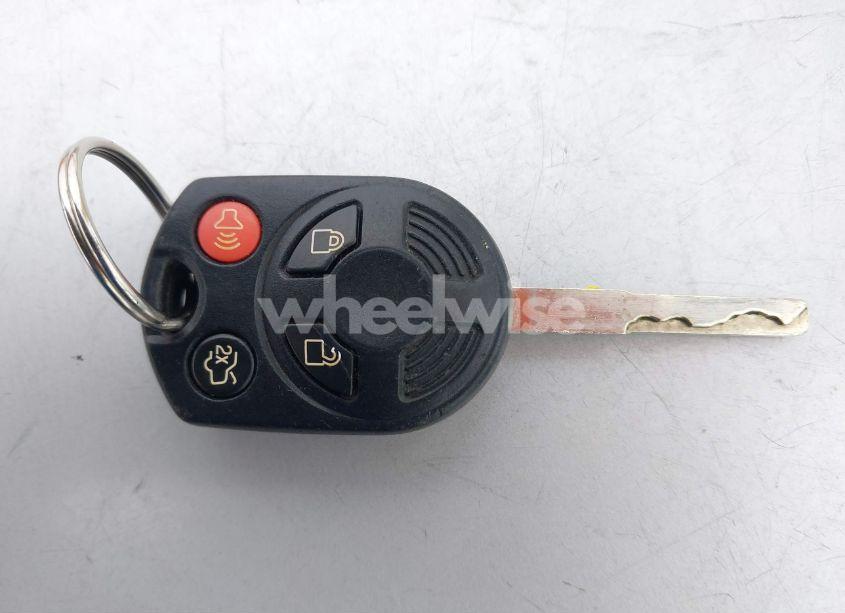 Photo 11 of 2016 Ford Focus SE (VIN 1FADP3F25GL281847)