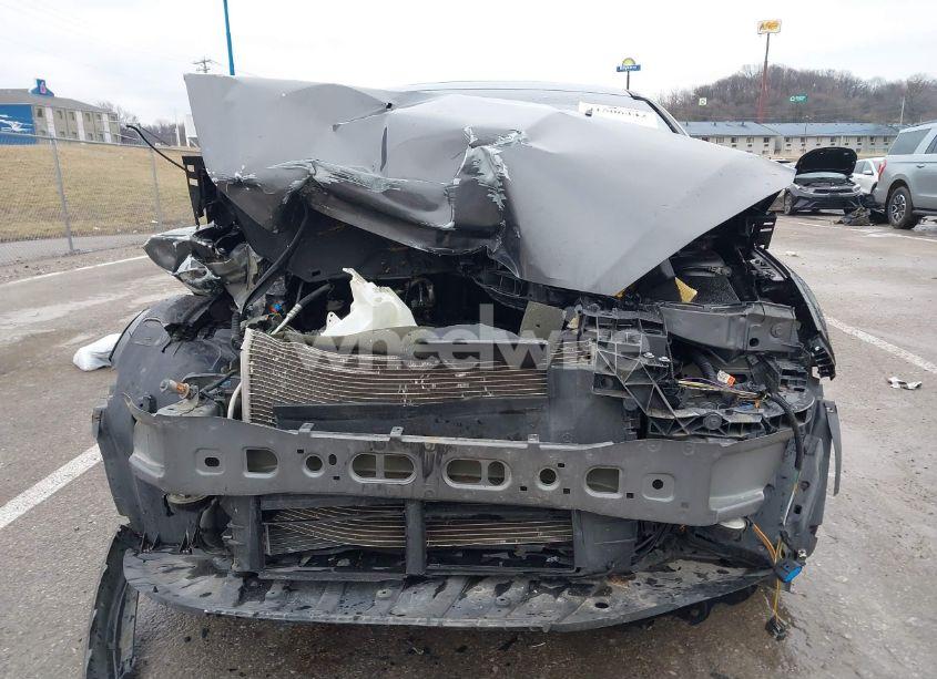 Photo 13 of 2016 Ford Focus SE (VIN 1FADP3F25GL281847)