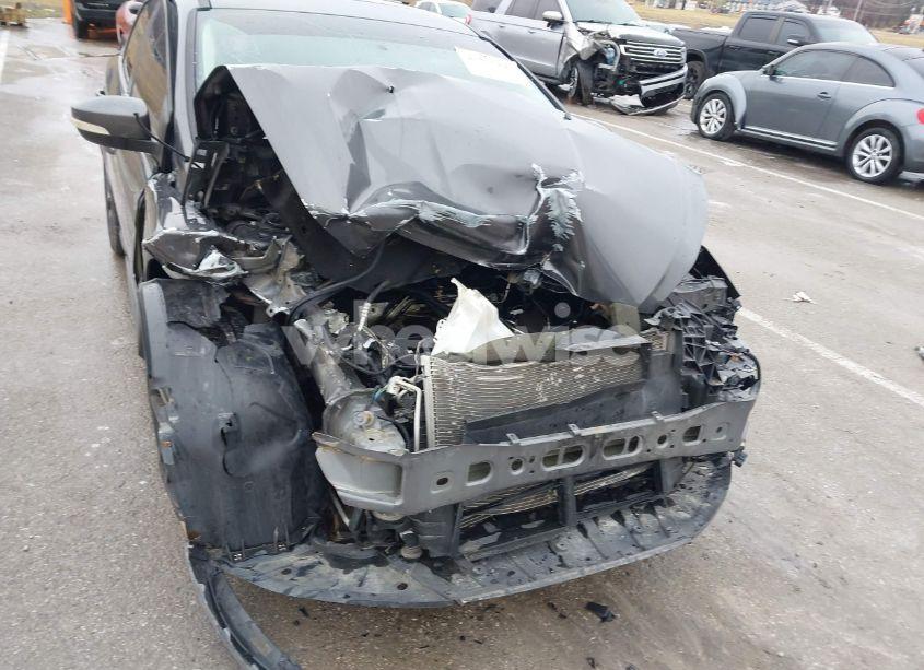 Photo 6 of 2016 Ford Focus SE (VIN 1FADP3F25GL281847)