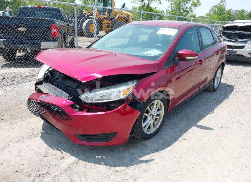 Photo 2 of 2016 Ford Focus SE (VIN 1FADP3F25GL305144)