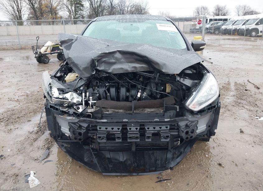 Photo 12 of 2016 Ford Focus SE (VIN 1FADP3F25GL322199)