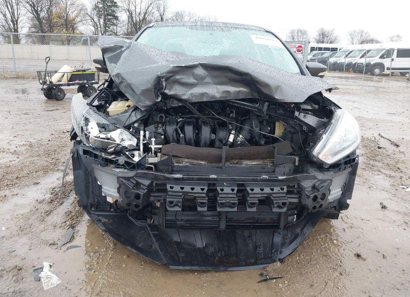 Photo 6 of 2016 Ford Focus SE (VIN 1FADP3F25GL322199)