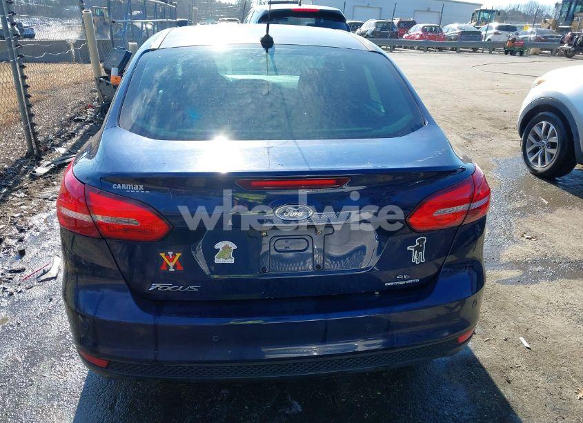 Photo 16 of 2016 Ford Focus SE (VIN 1FADP3F25GL393306)