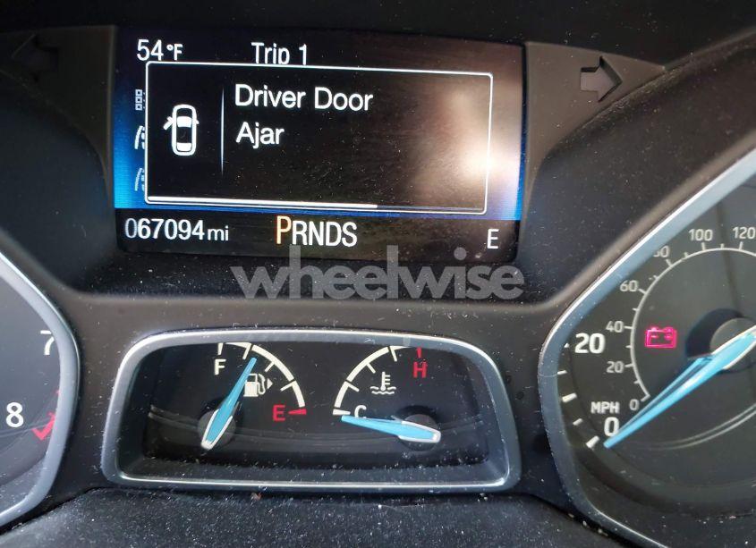 Photo 7 of 2016 Ford Focus SE (VIN 1FADP3F25GL393306)