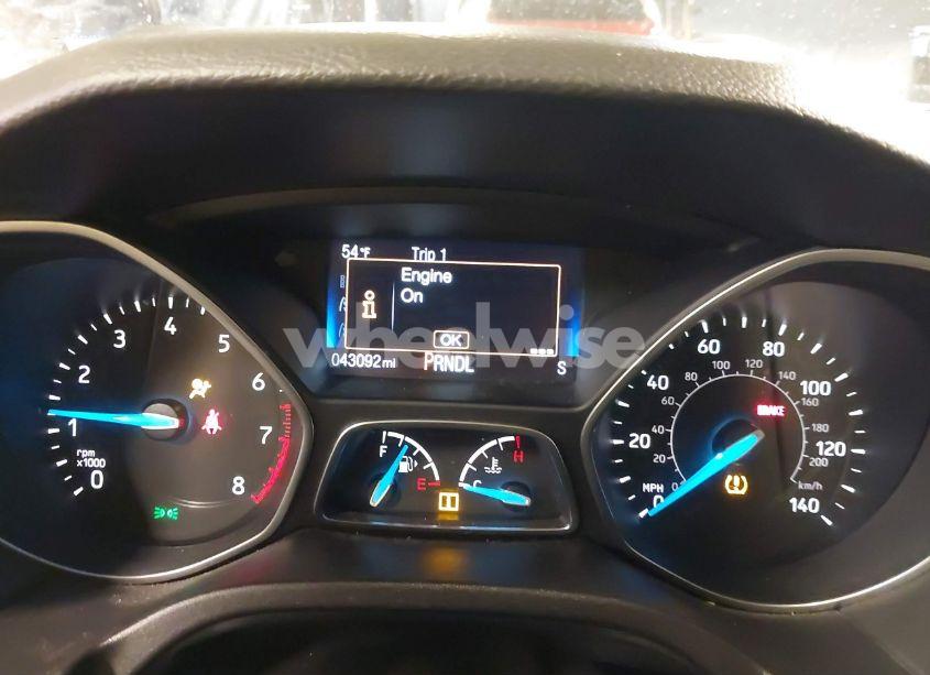 Photo 7 of 2016 Ford Focus SE (VIN 1FADP3F25GL401016)