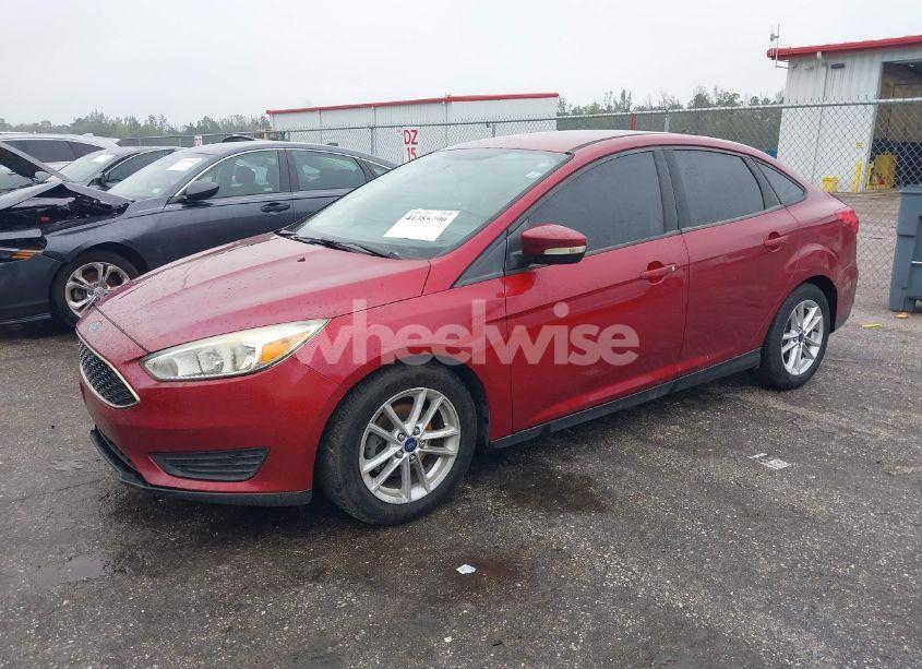 Photo 2 of 2016 Ford Focus SE (VIN 1FADP3F25GL403994)