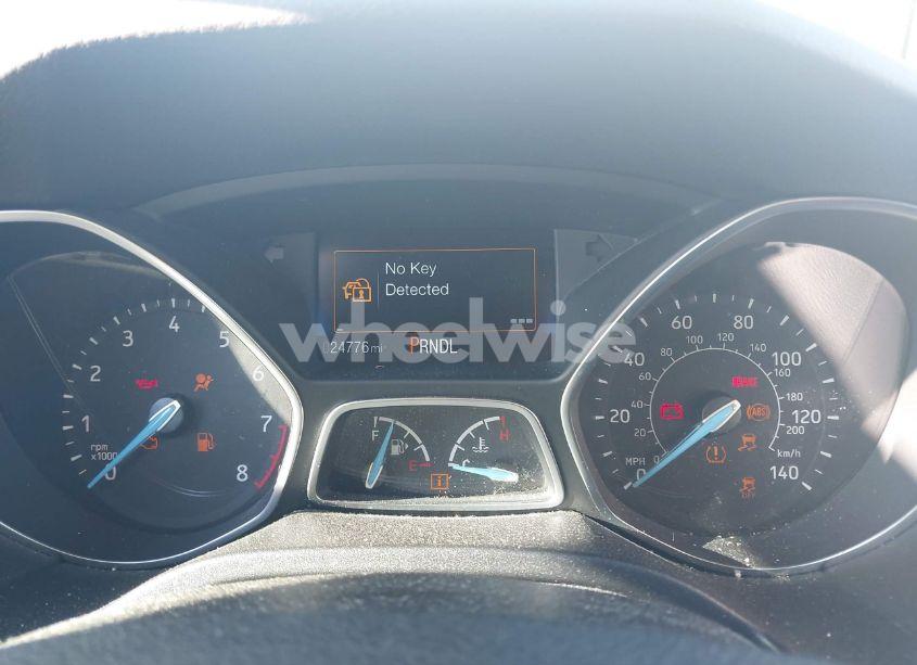 Photo 7 of 2017 Ford Focus SE (VIN 1FADP3F25HL273913)