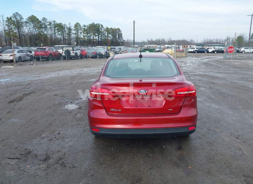 Photo 16 of 2017 Ford Focus SE (VIN 1FADP3F25HL275385)