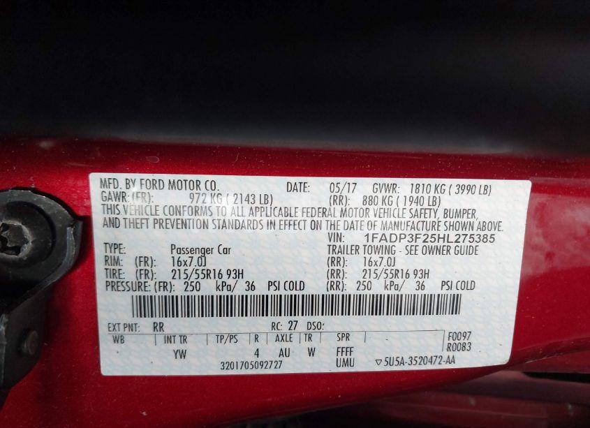 Photo 9 of 2017 Ford Focus SE (VIN 1FADP3F25HL275385)