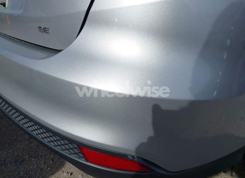 Photo 16 of 2017 Ford Focus SE (VIN 1FADP3F25HL281414)